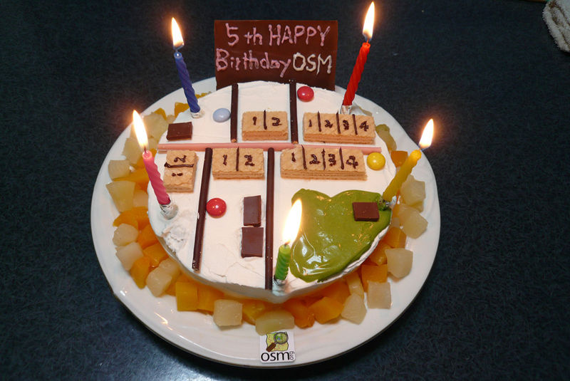 File:5th OSM Birthday Cake.jpeg