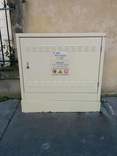 File:French gas delivery point2.jpg